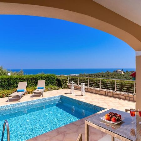 Carme Villas Adelianos Kampos Exterior photo