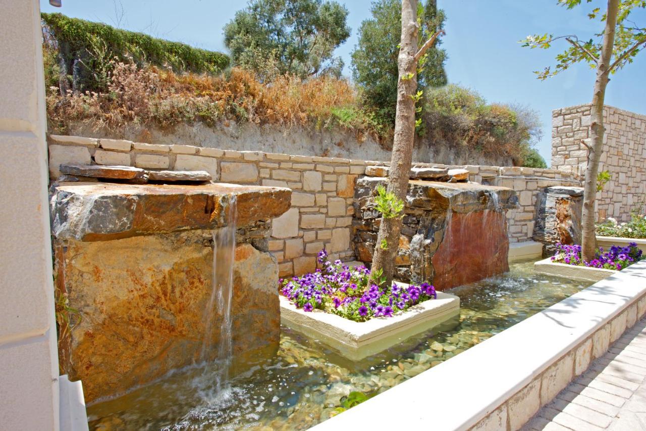 Carme Villas Adelianos Kampos Exterior photo