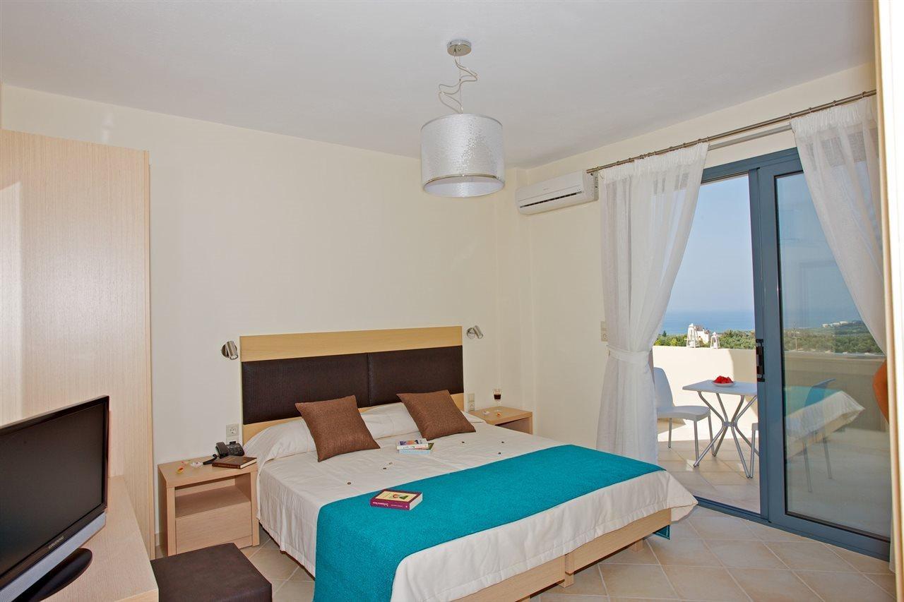 Carme Villas Adelianos Kampos Exterior photo